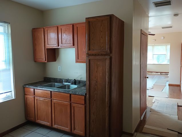 6541 S Artesian Avenue, Chicago, IL 60629
