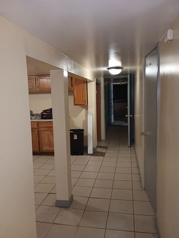 6541 S Artesian Avenue, Chicago, IL 60629