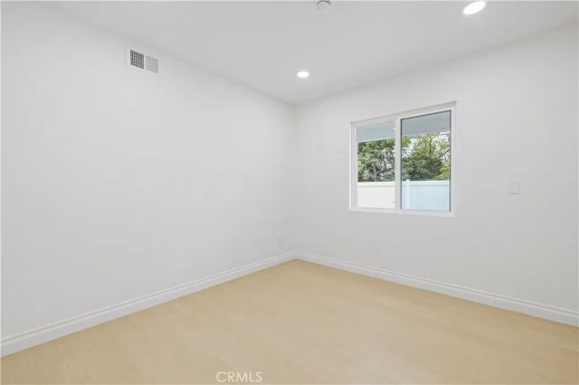 28201 Hot Springs, Canyon Country, CA 91351