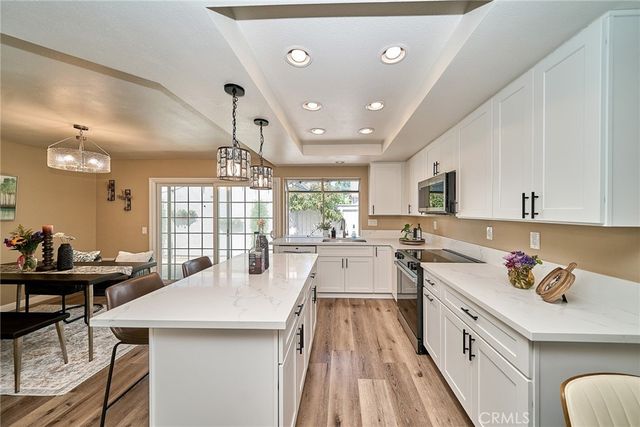 24 Atherton, Irvine, CA 92620