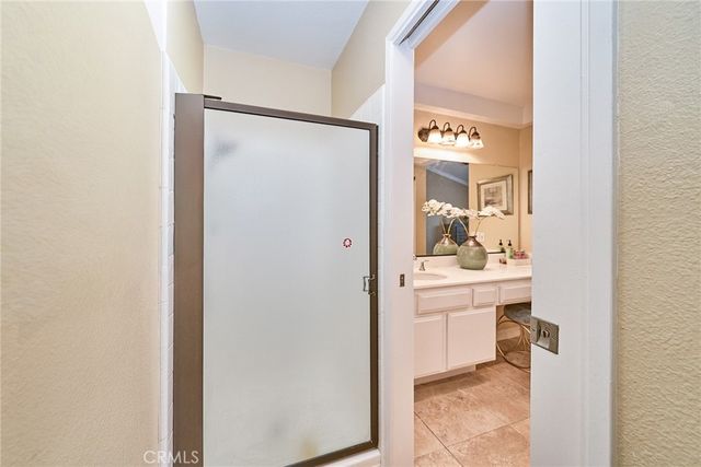 24 Atherton, Irvine, CA 92620