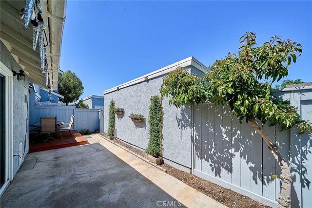 24 Atherton, Irvine, CA 92620