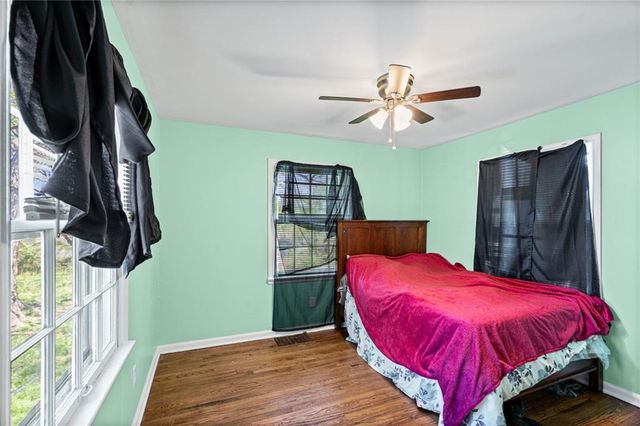 7622 Sni -A- Bar Road, Kansas City, MO 64129