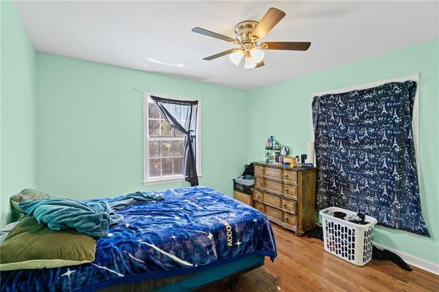 7622 Sni -A- Bar Road, Kansas City, MO 64129