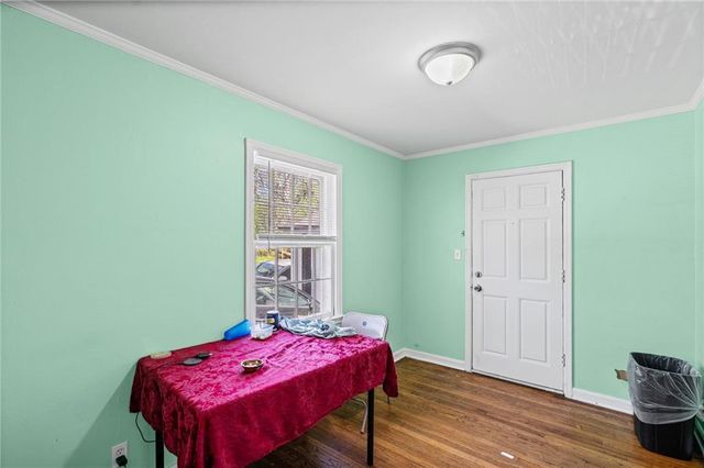 7622 Sni -A- Bar Road, Kansas City, MO 64129