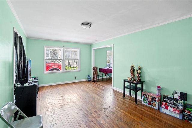 7622 Sni -A- Bar Road, Kansas City, MO 64129