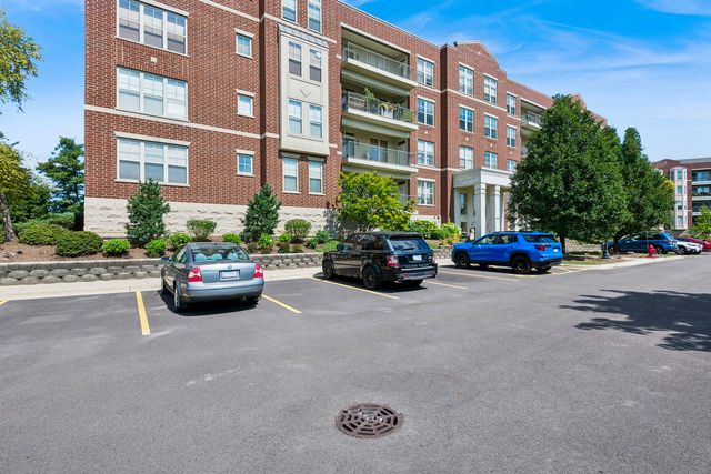 660 Prestwick Lane 507, Wheeling, IL 60090