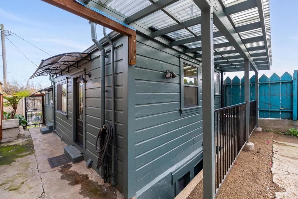 Image 19 of property listing at 360 Bradford Street, San Francisco, CA 94110