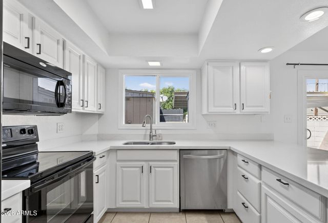 8548 E Mcdonald Drive, Scottsdale, AZ 85250