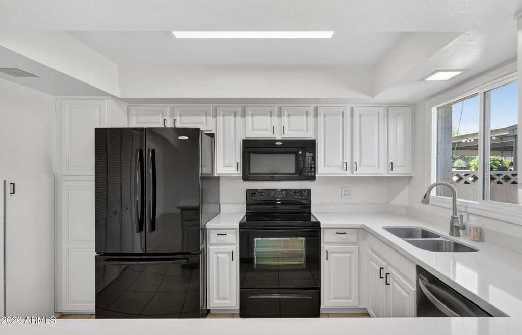 8548 E Mcdonald Drive, Scottsdale, AZ 85250