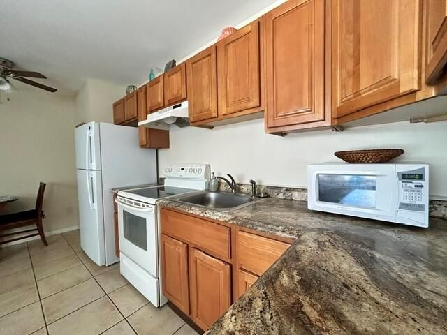 101 Linda Lane 22, Palm Beach Shores, FL 33404
