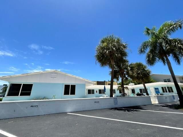 101 Linda Lane 22, Palm Beach Shores, FL 33404