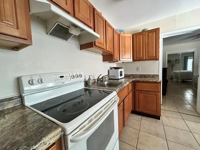 101 Linda Lane 22, Palm Beach Shores, FL 33404