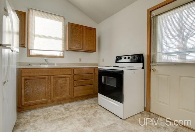 S219 School Street, Stephenson, MI 49887