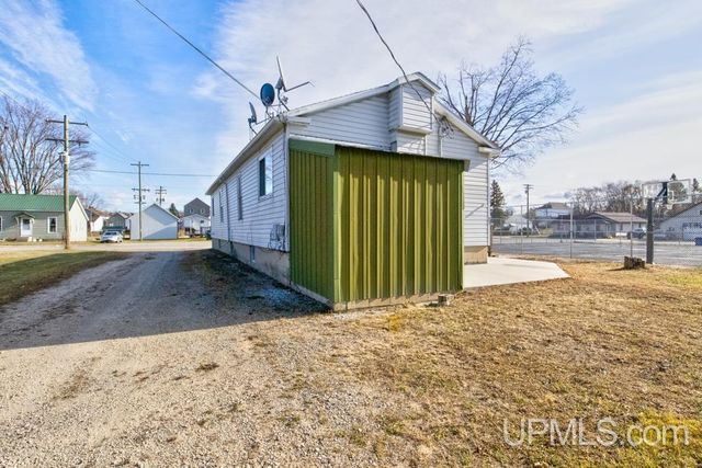 S219 School Street, Stephenson, MI 49887