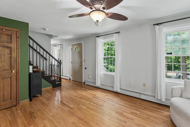 122 Fordway Extension, Derry, NH 03038
