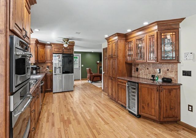 122 Fordway Extension, Derry, NH 03038