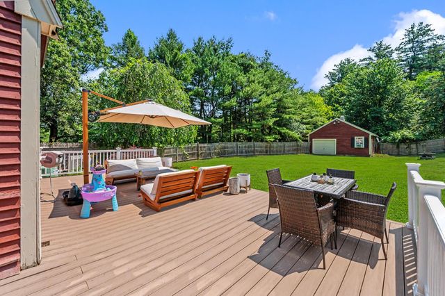 122 Fordway Extension, Derry, NH 03038