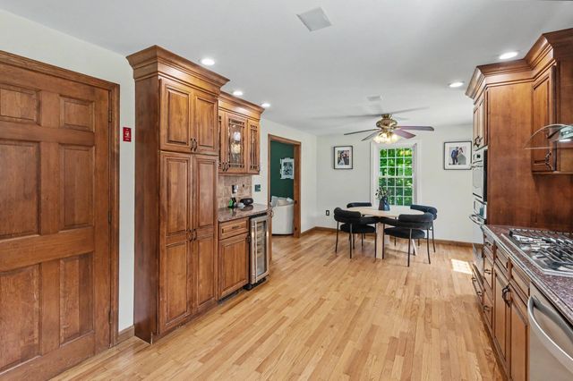 122 Fordway Extension, Derry, NH 03038