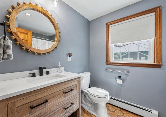 122 Fordway Extension, Derry, NH 03038