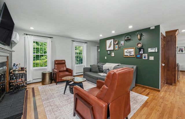 122 Fordway Extension, Derry, NH 03038