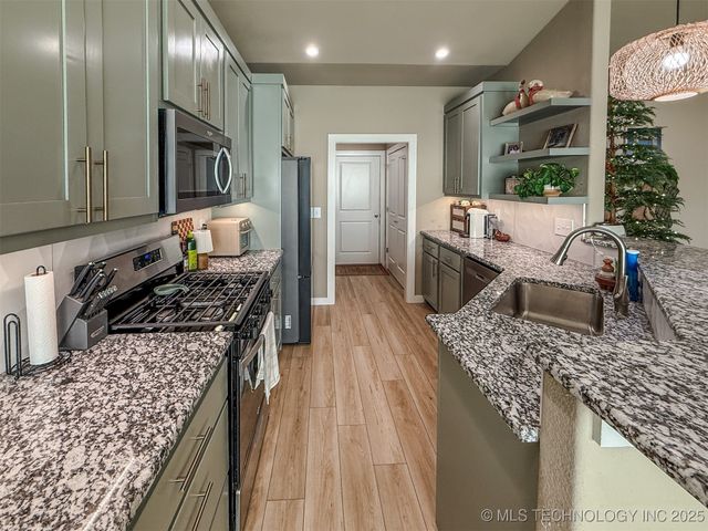 25094 S 519 Road, Park Hill, OK 74451