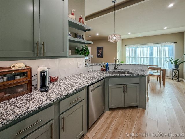 25094 S 519 Road, Park Hill, OK 74451