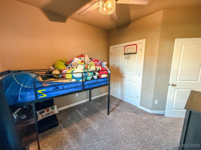 25094 S 519 Road, Park Hill, OK 74451