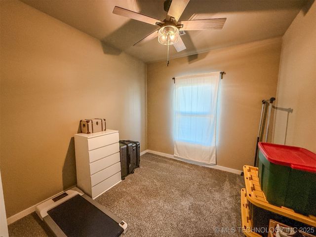 25094 S 519 Road, Park Hill, OK 74451