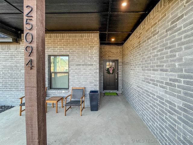 25094 S 519 Road, Park Hill, OK 74451