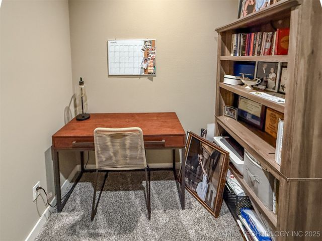 25094 S 519 Road, Park Hill, OK 74451