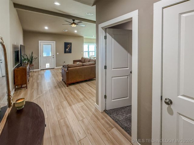 25094 S 519 Road, Park Hill, OK 74451