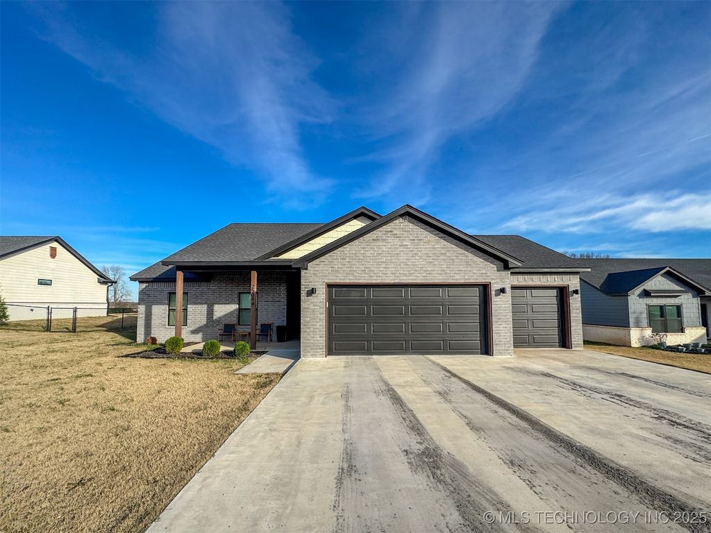 25094 S 519 Road, Park Hill, OK 74451