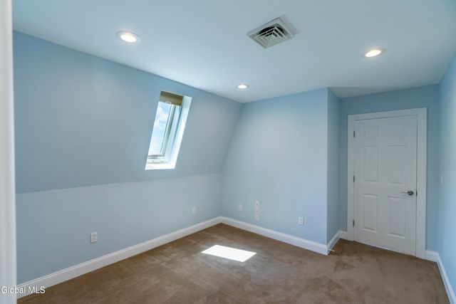 1235A NY-9P, Saratoga, NY 12866
