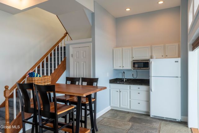 1235A NY-9P, Saratoga, NY 12866