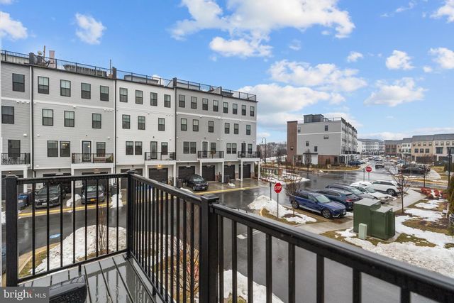 43255 FARRINGDON SQ, Ashburn, VA 20148