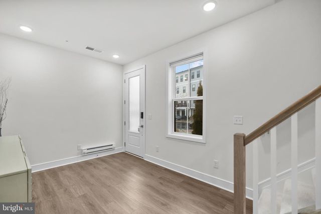 43255 FARRINGDON SQ, Ashburn, VA 20148