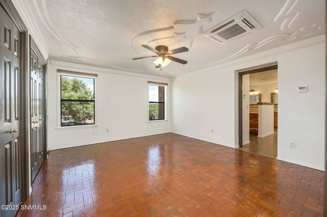 4216 Winchester, Las Cruces, NM 88011