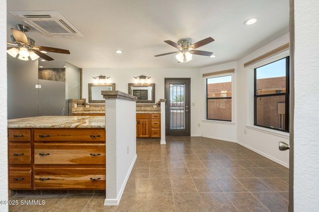 4216 Winchester, Las Cruces, NM 88011