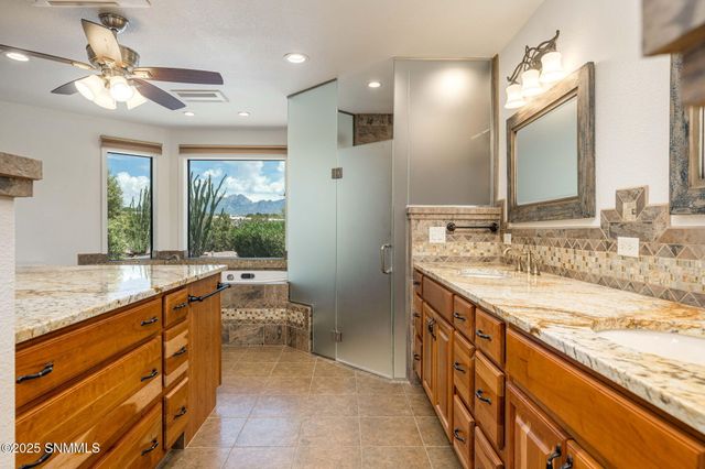 4216 Winchester, Las Cruces, NM 88011