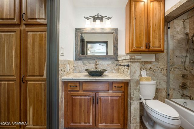 4216 Winchester, Las Cruces, NM 88011