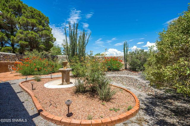 4216 Winchester, Las Cruces, NM 88011