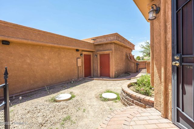 4216 Winchester, Las Cruces, NM 88011