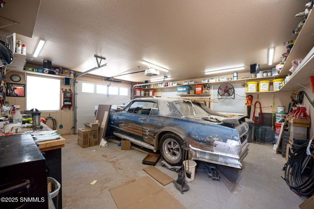 4216 Winchester, Las Cruces, NM 88011