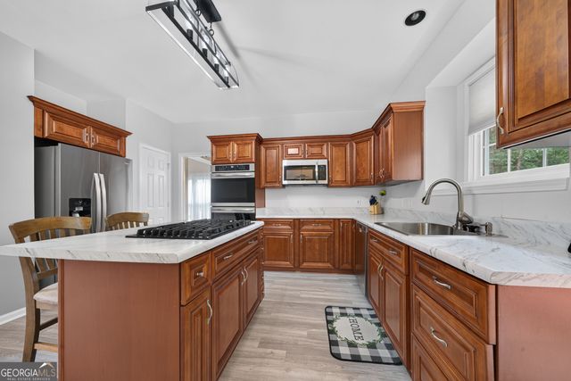 136 Championship Court, Fayetteville, GA 30215