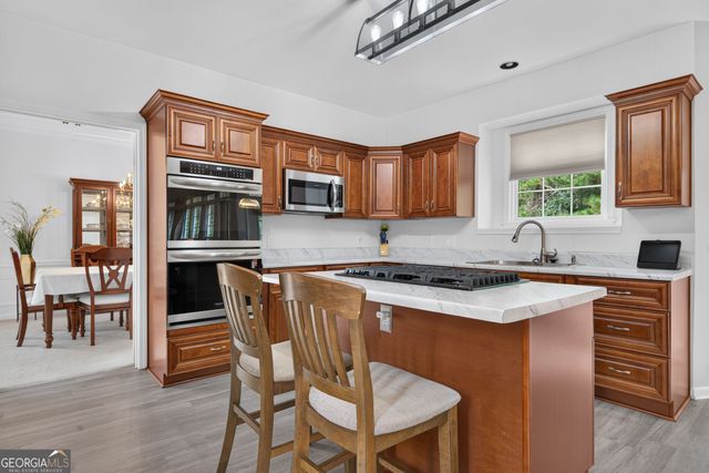 136 Championship Court, Fayetteville, GA 30215