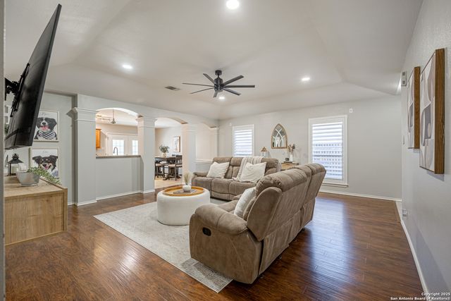 5115 Spring Bridge, San Antonio, TX 78247