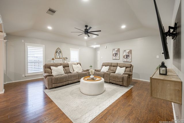 5115 Spring Bridge, San Antonio, TX 78247