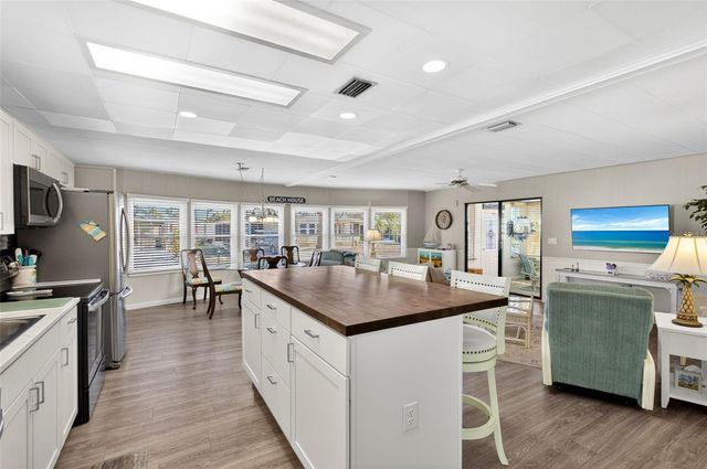 677 EL TANGO, North Port, FL 34287