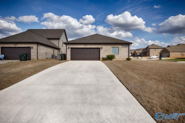 100 Sartain Street, New Market, AL 35761